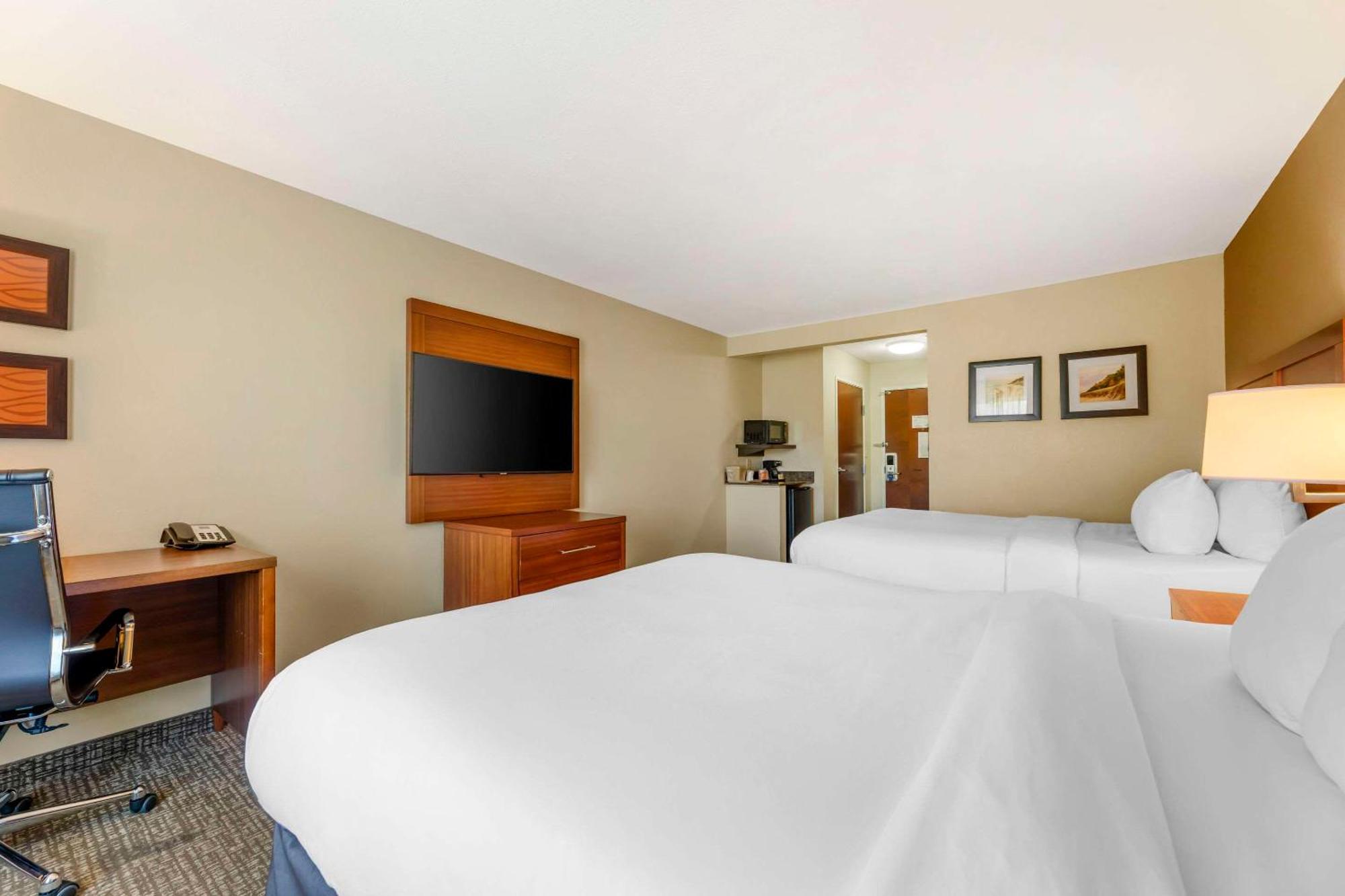 Comfort Inn & Suites Porter Near Indiana Dunes Экстерьер фото